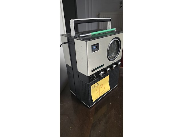 Lot 43 - vintage radio - afbeelding 4 van  4