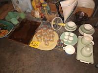 Lot 430 - retro decoratie en huisraad. 44 stuks - afbeelding 1 van  5