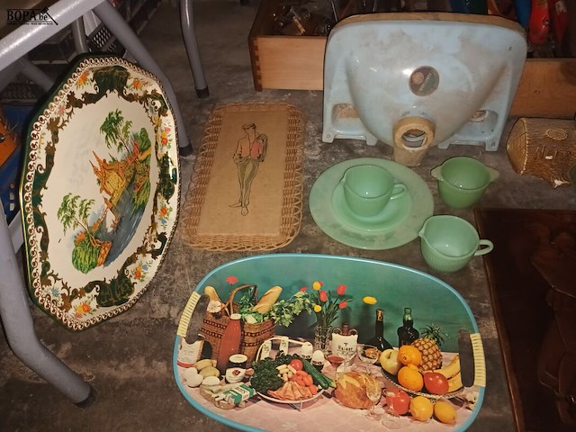 Lot 430 - retro decoratie en huisraad. 44 stuks - afbeelding 4 van  5