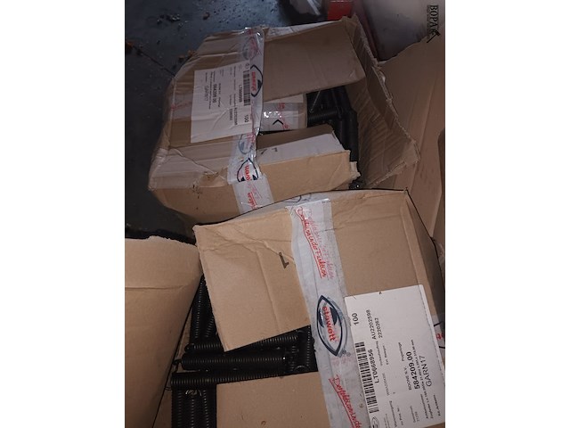 Lot 430 - veren. 3 dozen - afbeelding 3 van  3