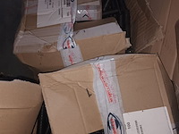 Lot 430 - veren. 3 dozen - afbeelding 3 van  3
