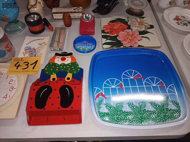 Lot 431 - retro decoratie. 22 stuks - afbeelding 4 van  5