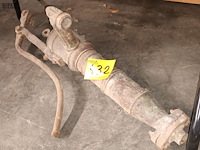 Lot 432 - gietijzeren waterpomp - afbeelding 3 van  3