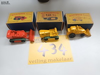 Lot 434 - matchbox graafmachines. 3 stuks - afbeelding 1 van  3