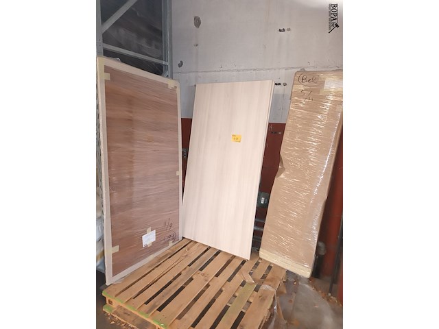 Lot 434 - panelen. 4 stuks - afbeelding 1 van  5