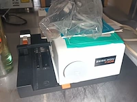 Lot 435 - dia projector en keukentoestellen. 5 stuks - afbeelding 5 van  6