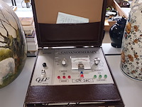 Lot 435 - koffer galvanotherapy - afbeelding 1 van  5