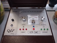 Lot 435 - koffer galvanotherapy - afbeelding 2 van  5