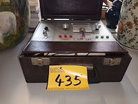 Lot 435 - koffer galvanotherapy - afbeelding 3 van  5