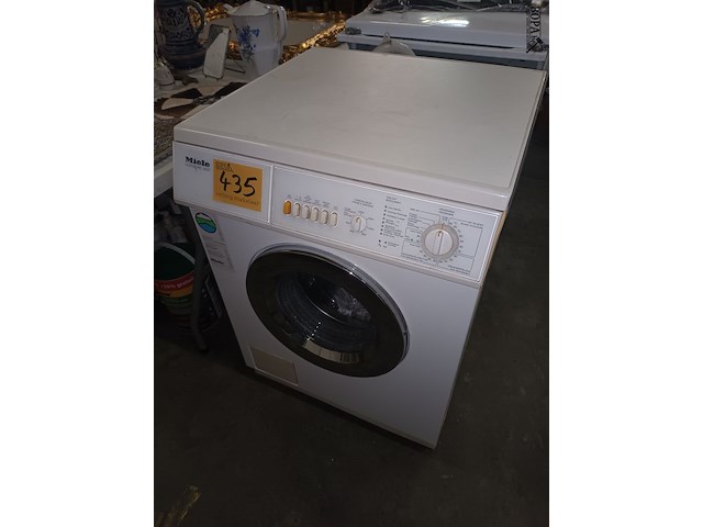 Lot 435 - wasmachine miele - afbeelding 1 van  3