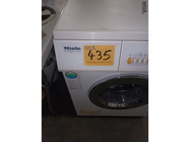Lot 435 - wasmachine miele - afbeelding 2 van  3