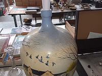Lot 436 - beschilderde grote fles - afbeelding 1 van  4