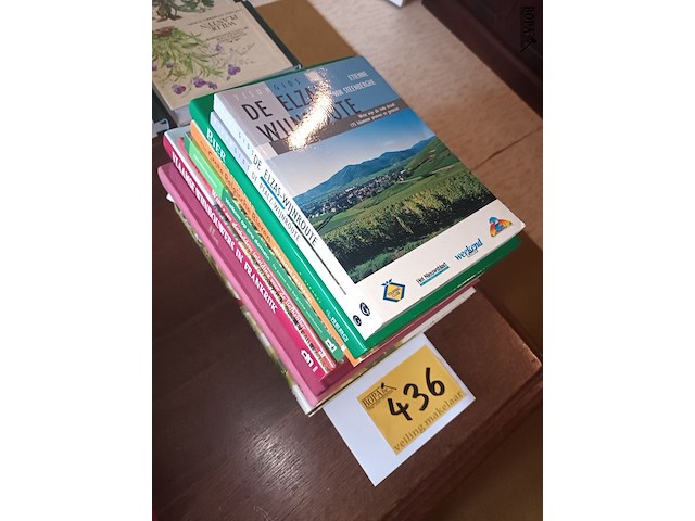 Lot 436 - boeken over wijn en bier. 11 stuks - afbeelding 3 van  3