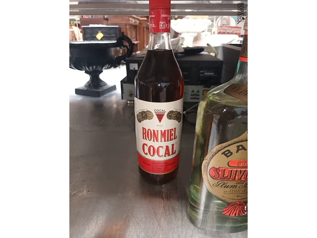 Lot 436 - flessen alcoholische drank. 5 stuks - afbeelding 4 van  4