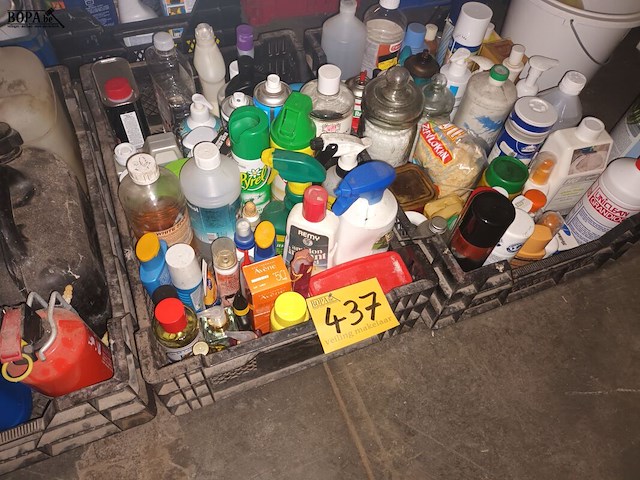 Lot 437 - aangebroken huishoudproducten - afbeelding 1 van  3