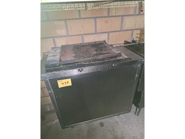 Lot 437 - professionele bakplaat - afbeelding 1 van  1
