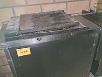 Lot 437 - professionele bakplaat - afbeelding 1 van  1