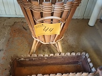 Lot 44 - bamboe plantenbak. 2 stuks - afbeelding 1 van  3