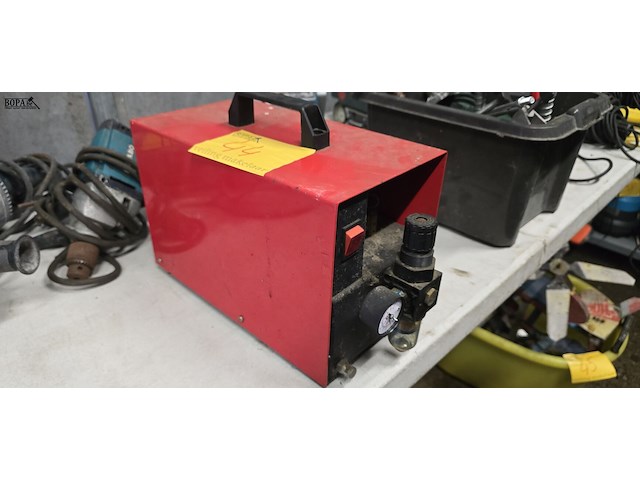 Lot 44 - compressor - afbeelding 1 van  4