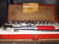 Lot 44 - doppenset in koffer - afbeelding 1 van  3