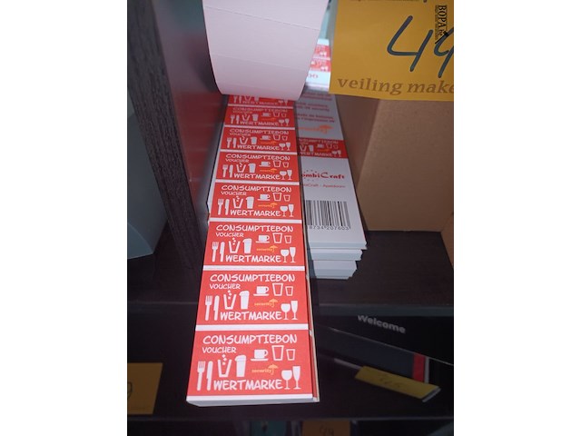 Lot 44 - folders en consumptiebonnen - afbeelding 3 van  4