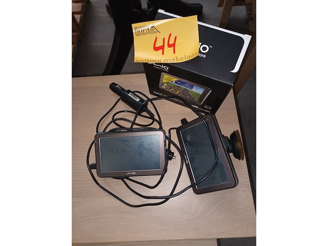 Lot 44 - gps mio. 2 stuks - afbeelding 1 van  4