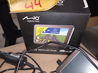 Lot 44 - gps mio. 2 stuks - afbeelding 2 van  4