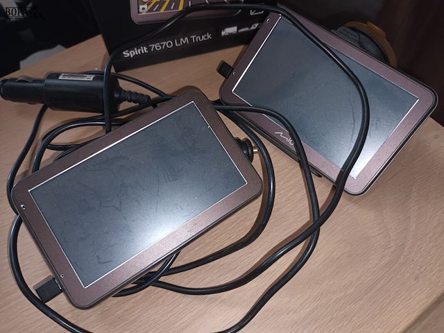 Lot 44 - gps mio. 2 stuks - afbeelding 3 van  4