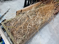 Lot 44 - houten hoge plantenbak - afbeelding 3 van  4