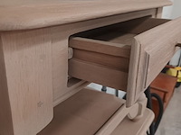 Lot 44 - houten nachttafeltje - afbeelding 4 van  4