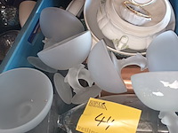 Lot 44 - ijscoupes en servies - afbeelding 1 van  3