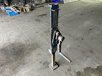 Lot 44 - metalen takel/krik