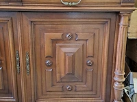 Lot 44 - meubelstuk 19e e henri ii-stijl gedetailleerd houtsnijwerk - afbeelding 2 van  5