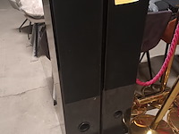 Lot 44 - muziek boxen synthese. 2 stuks - afbeelding 1 van  5