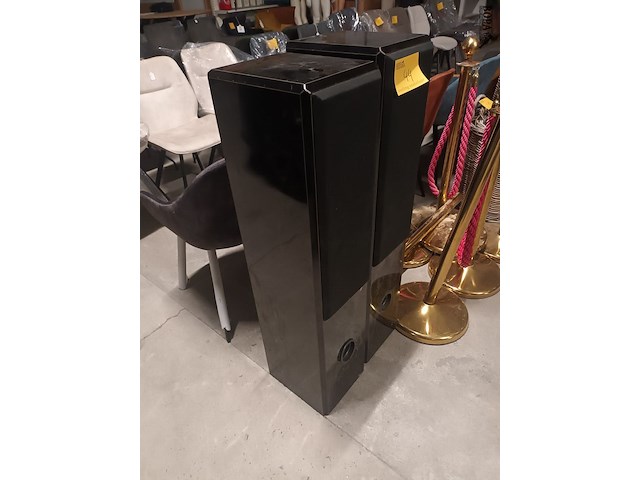 Lot 44 - muziek boxen synthese. 2 stuks - afbeelding 2 van  5