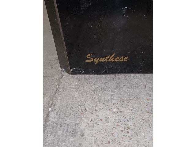 Lot 44 - muziek boxen synthese. 2 stuks - afbeelding 3 van  5