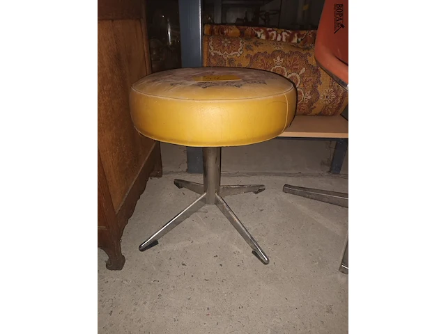 Lot 44 - retro krukje - afbeelding 2 van  3