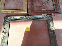 Lot 44 - set van 3 antieke fotolijsten barokke stijl - goudkleurig - afbeelding 1 van  4