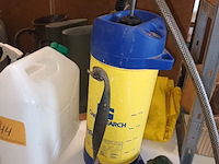Lot 44 - tuingereedschap en bidons. 15 stuks - afbeelding 4 van  6