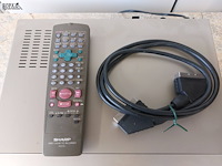 Lot 44 - videorecorder sharp vc-m30 - afbeelding 2 van  4