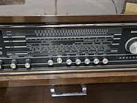 Lot 44 - vintage stereo meubel met radio en platenspeler - afbeelding 3 van  6