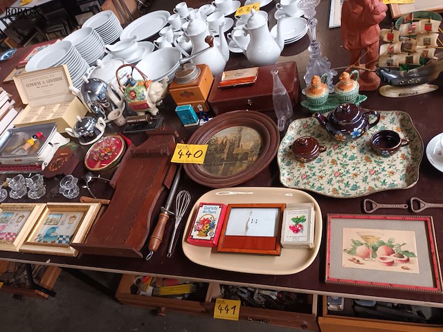 Lot 440 - brocante. 52 stuks - afbeelding 1 van  7