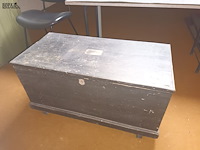 Lot 440 - houten koffer - afbeelding 2 van  3