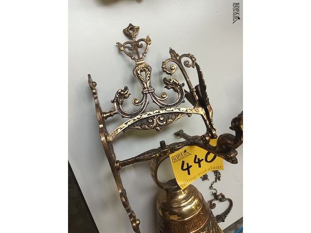 Lot 440 - koperen bel - afbeelding 2 van  4