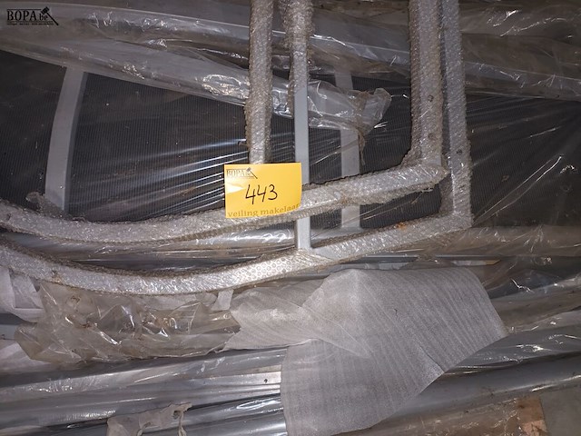 Lot 443 - schommelbank - afbeelding 3 van  3