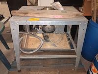 Lot 445 - zaagtafel atika - afbeelding 1 van  3