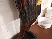 Lot 446 - afrikaans houten beeld - afbeelding 4 van  4