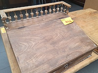Lot 446 - antieke lessenaar. 2 stuks - afbeelding 1 van  2