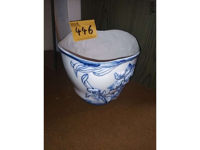 Lot 446 - art nouveau bloempot - afbeelding 3 van  5