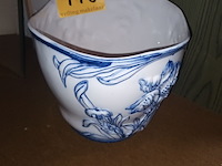 Lot 446 - art nouveau bloempot - afbeelding 3 van  5